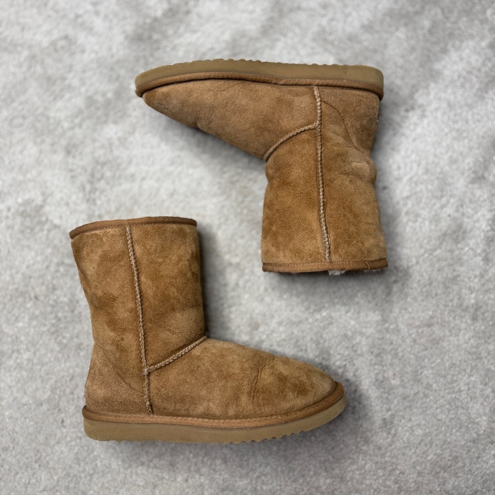 UGG Classic Short Boots in Cream and Brown